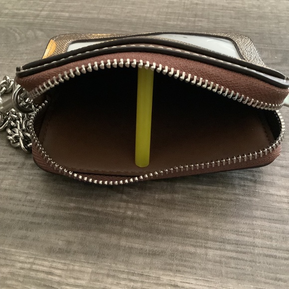 LAST 1 Coach Brown Signature Banana Print Zip Credit Card & I.D. Case NWT - Picture 4 of 6